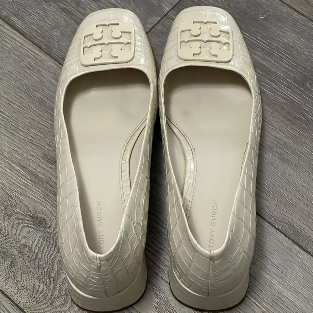 $348 Tory Burch Georgia Ivory Croc Embossed Square Toe 25mm Block Heel Pumps 9M - Picture 9 of 15